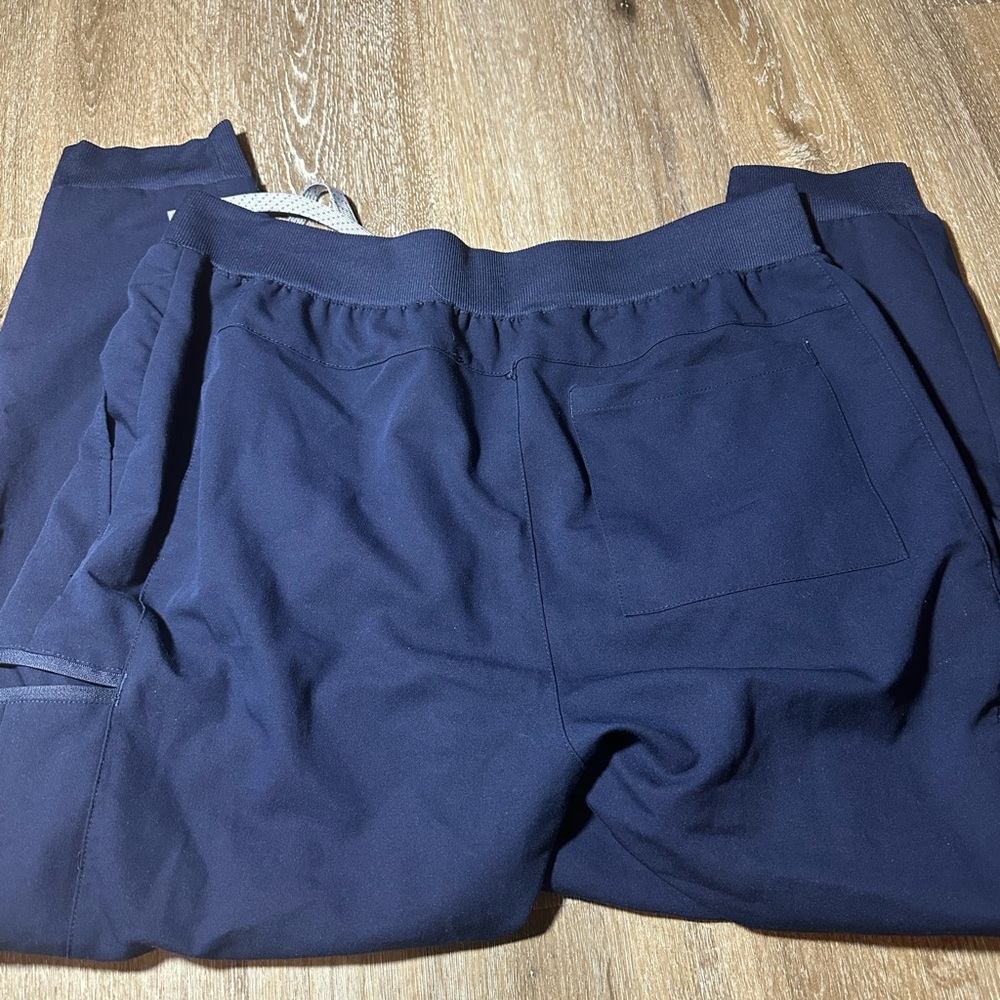 Fabletics Women Large/Petite Scrub Jogger PantsNavy Blue - Picture 3 of 6